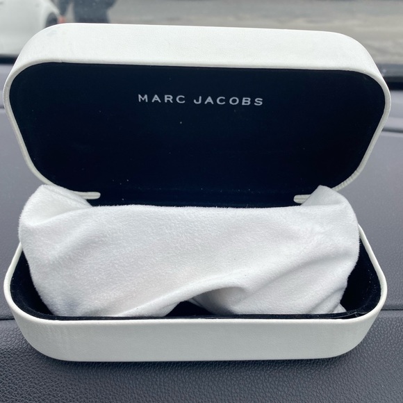 Marc Jacobs Sunglasses - Brand New - Perfect Condition - Picture 3 of 4